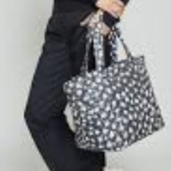 MZ Wallace Limited Edition Star Print Medium Metro Tote - Picture 2 of 14